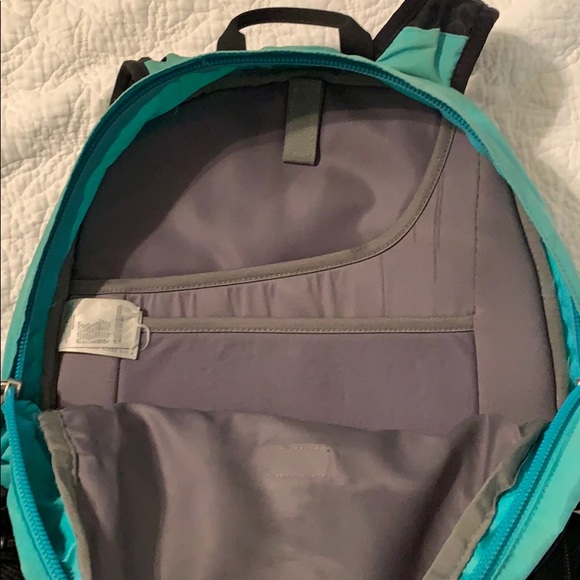 North Face Recon Bookbag - Picture 3 of 6